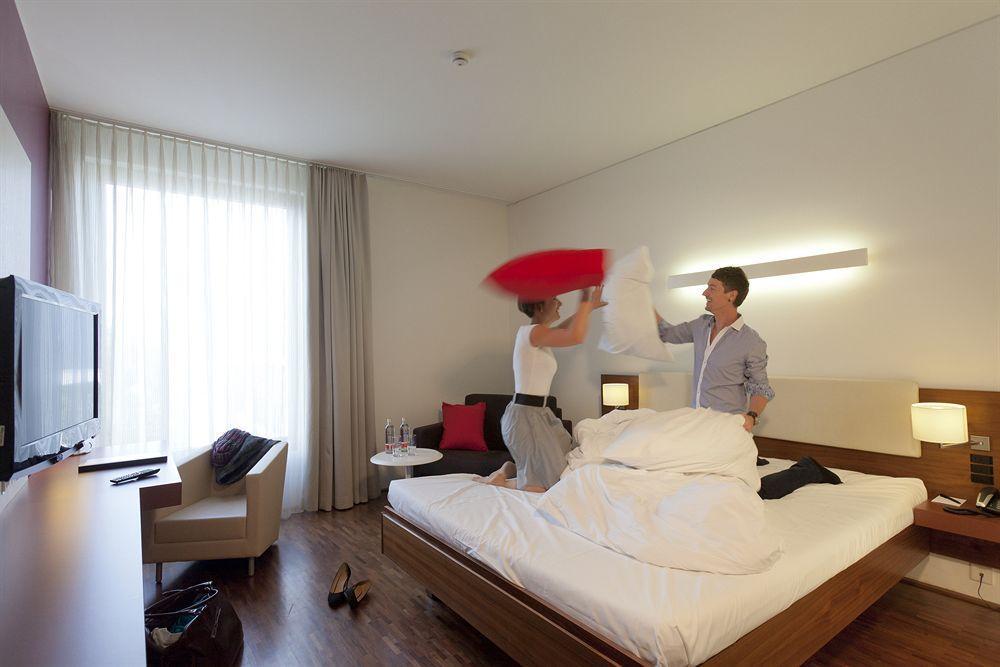 Hotel Stuecki บาเซิล ภายนอก รูปภาพ
